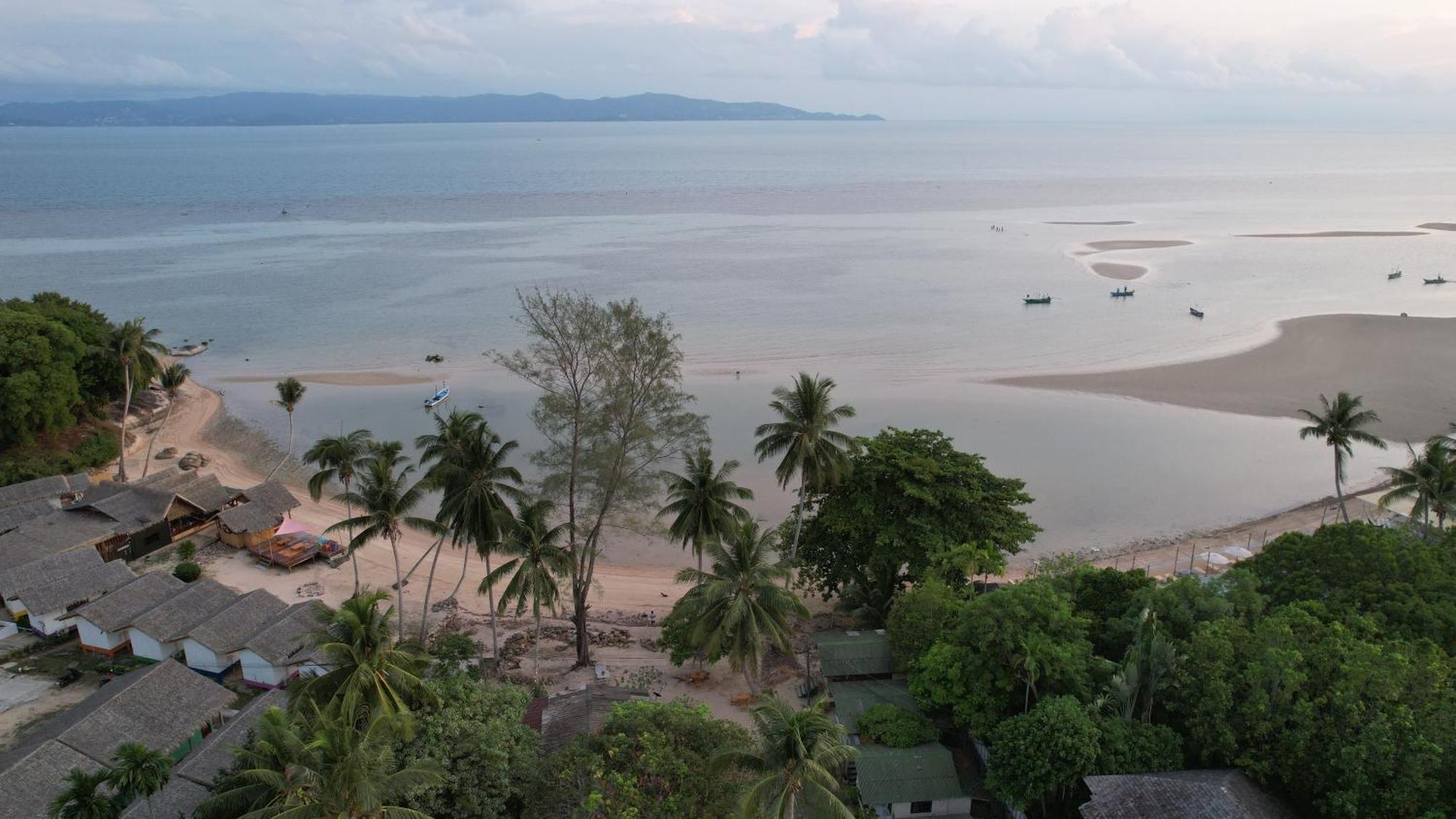Blue Lotus Resort Baan Tai Eksteriør billede